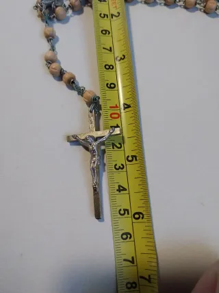 Rosario antiguo con estuche de piel