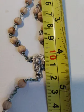 Rosario antiguo con estuche de piel