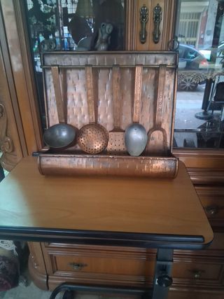 Mestoli in rame antichi