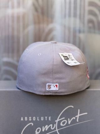 Gorra New Era SD Gris