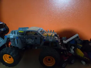 Lego Monster Truck MAX-D