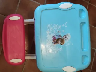 Mesa infantil Frozen Smoby