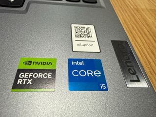 Portátil Lenovo LOQ 15IAX9 i5-12450HX