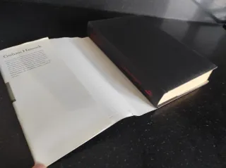 LAS HUELLAS DE LOS DIOSES