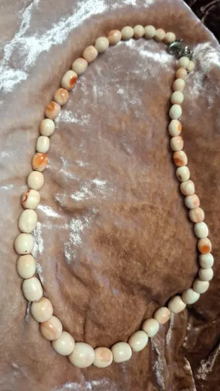 Collana vintage anni 70 beige arancio