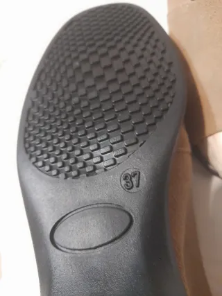 Scarpe camoscio donna beige