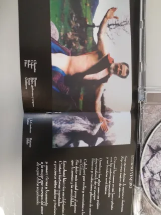 EXTRECHINATO Y TU, Poesía Básica, CD