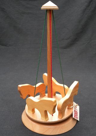 Tiovivo de madera artesanal