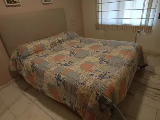 Edredón patchwork azul y rosa