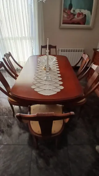 Mesa Comedor + 6 Sillas Clásicas Madera