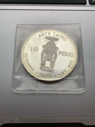 10 Pesos 1975, Arte Taíno. República Dominicana