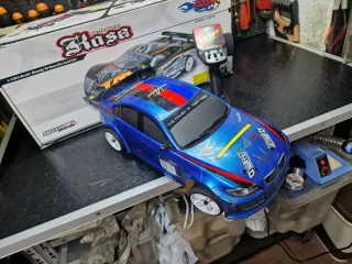 Auto RC Amax Rusa 1/10