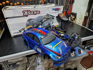 Auto RC Amax Rusa 1/10