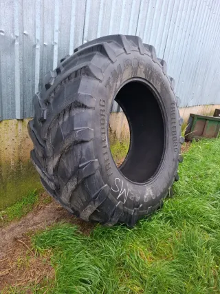 Rueda Trelleborg TM900 710/70 R42