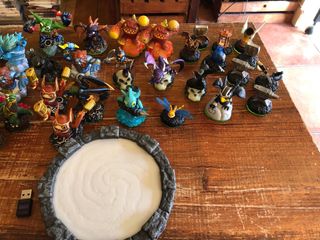 Pack Skylanders Spyro's Adventure PS3 (56 figuras)