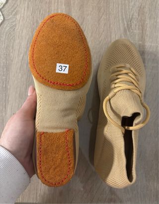 Zapatos de baile beige para mujer