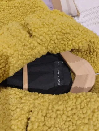 Abrigo Sfera Amarillo Talla M