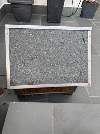 Casa exterior de madera para perros