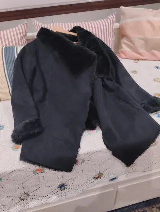 Abrigo Pull&Bear Negro Talla M