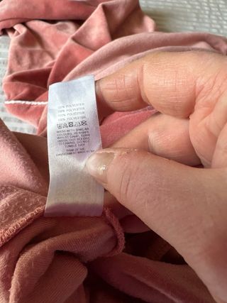 Tuta in ciniglia rosa