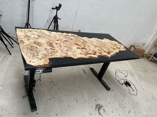 Escritorio Epoxy Ajustable en Altura