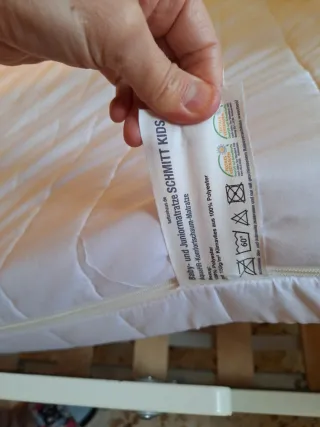 Cama infantil Ikea 70 + colchón. Urge vender