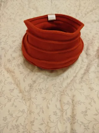 Sombrero naranja plisado lana.