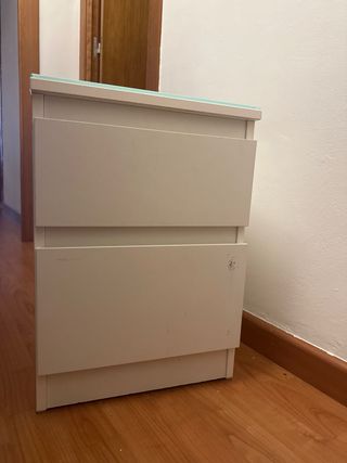 Mesita de noche moderna 2 cajones