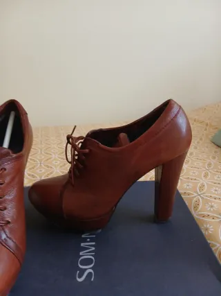 Botines de piel marrones