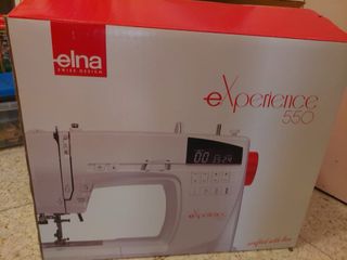 Máquina de coser Elna eXperience 550