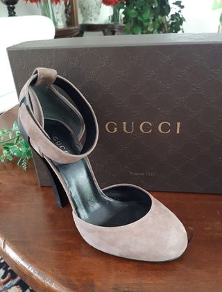 Scarpe con tacco Gucci beige/marrone