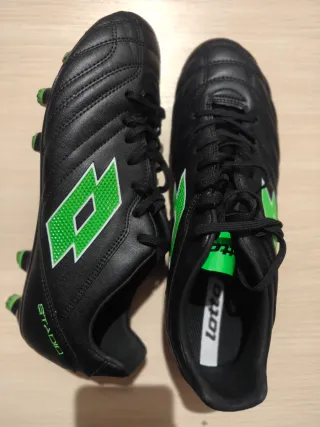 Scarpe calcio Lotto nere e verdi