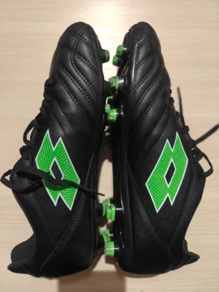 Scarpe calcio Lotto nere e verdi