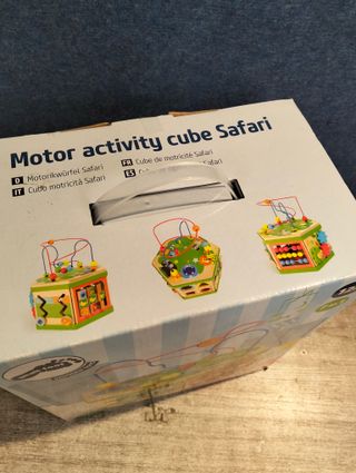 Small Foot Pequeño Pie Company 4244 - Habilidades motoras Cubos Safari Juguete