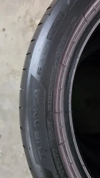 Neumáticos 275 40 19 Bridgestone seminuevos