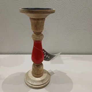 Portacandele in legno e rosso