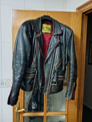 Cazadora Cuero Vintage BLACK POINT Negra Roja