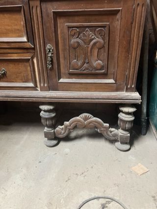 Vitrina de roble con puertas de cristal años 50