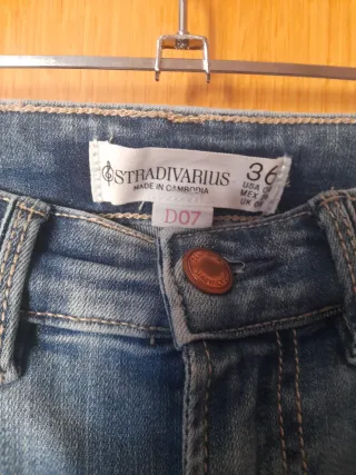 Pantalón vaquero skinny Stradivarius