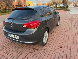 Opel Astra 1.6 CDTI 110 CV 5 PUERTAS