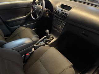 Toyota Avensis 2005. 240kms. impecable estado