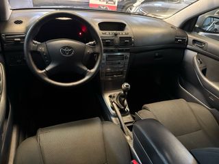 Toyota Avensis 2005. 240kms. impecable estado