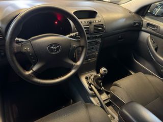 Toyota Avensis 2005. 240kms. impecable estado