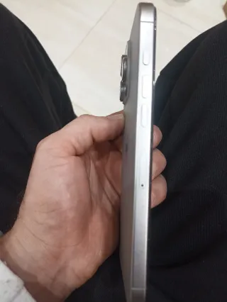 iPhone 16 Pro Max 256 GB salud de batería 94