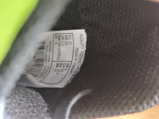 Botas de fútbol niño talla 35