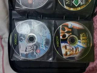 Xbox 360 Juegos: Aliens vs Predator y Fable III