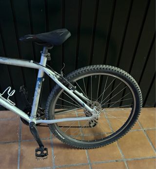 Bicicleta de montaña Decathlon lista