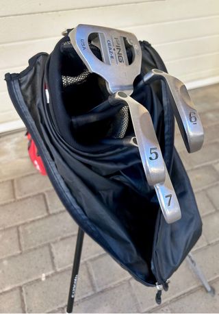 Bolsa de Golf Roja y Negra