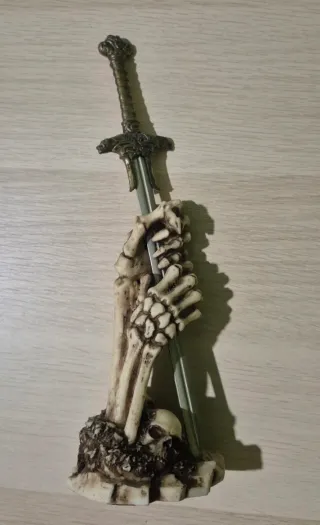 Abrecartas Mano Esqueleto Calavera