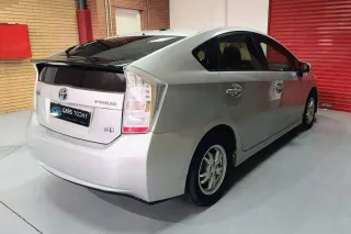 Toyota Prius Híbrido 1.8HSD 136cv 170.000KM 2012